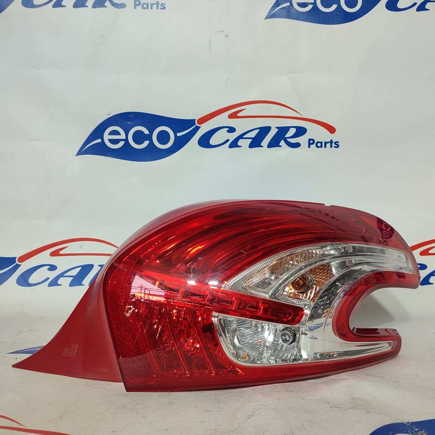 Fanale posteriore dx Peugeot 208 2014 ecoAG1144