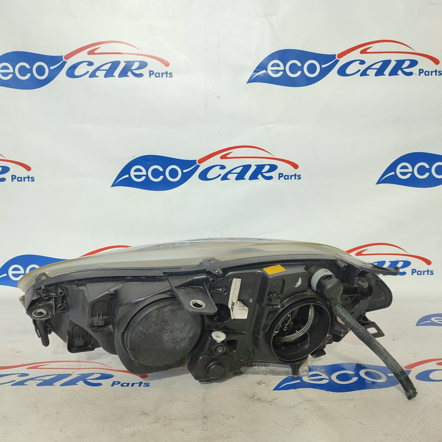 Fanale anteriore dx Fiat Bravo 2008 xenon fondo nero freccia gialla ecoAG1185