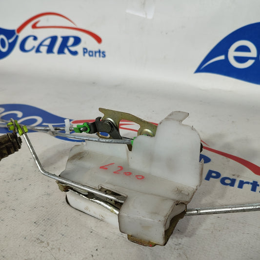 Türschloss vorne rechts Mitsubishi L200 2001 ecoAG1215