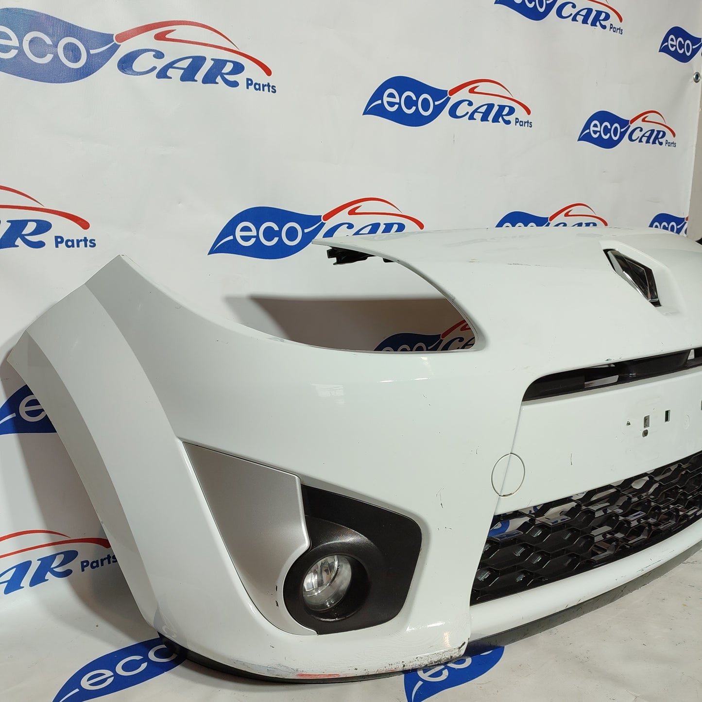 White front bumper Renault Twingo 2010 ecoAG1233