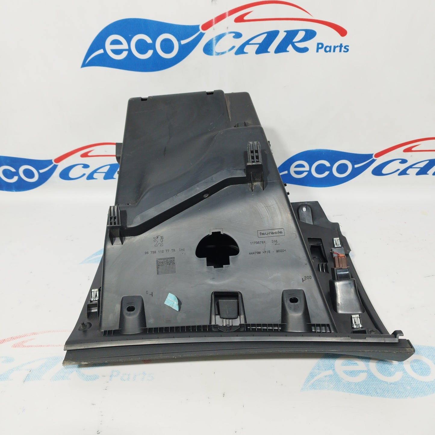 Cassetto portaoggetti nero Peugeot 208 2015 Codice 9673811277 ecoAC2897